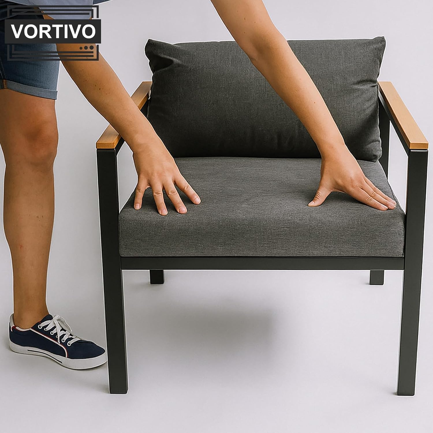 Zestaw mebli ogrodowych MILO 4-elementowy – sofa, 2 fotele i stolik